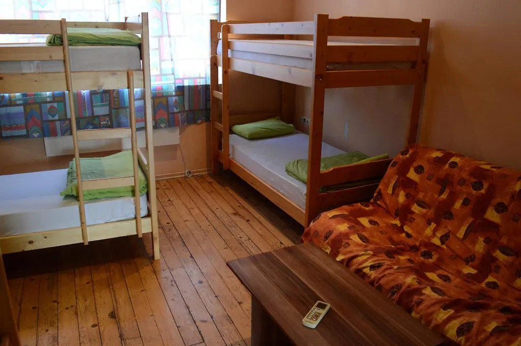 Albergue Elegance On A Budget - Rooms For Rent In Sofia Center