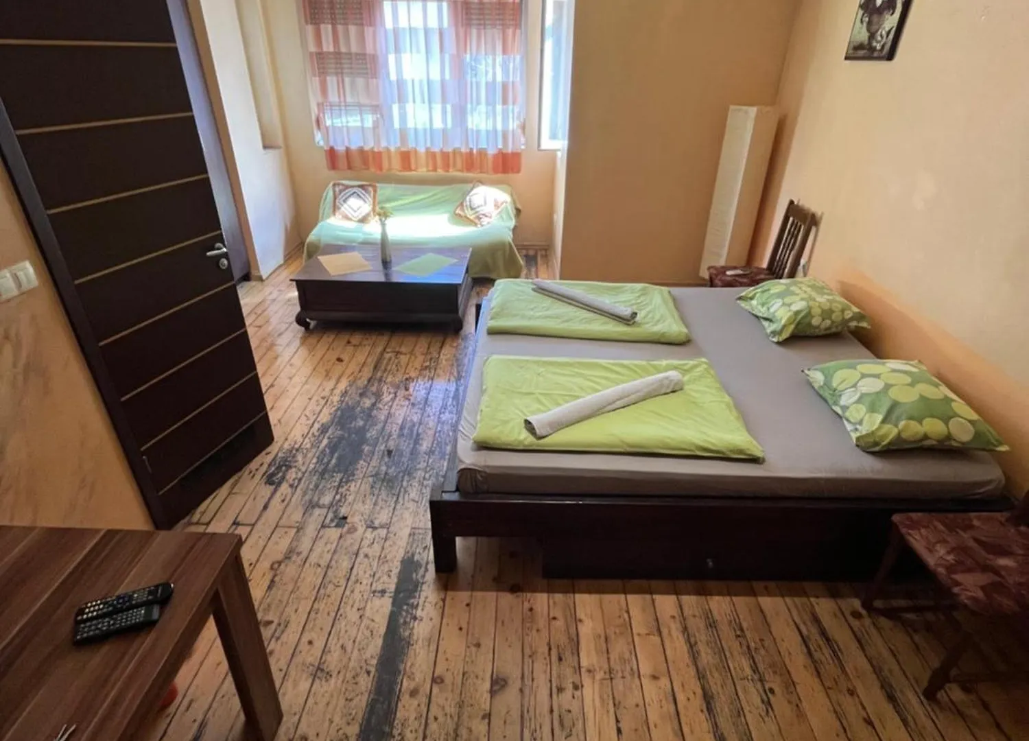 Elegance On A Budget - Rooms For Rent In Sofia Center 0*,  Bulgaristan
