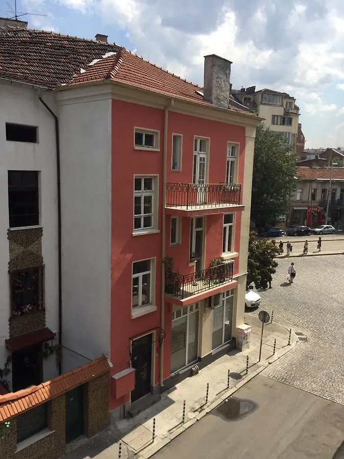 Elegance On A Budget - Rooms For Rent In Sofia Center